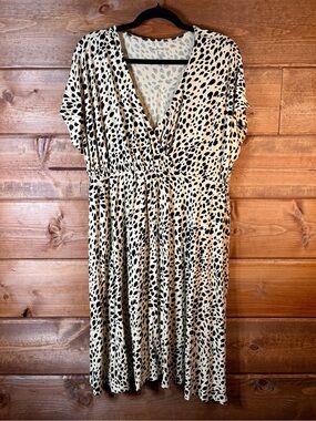 Tiered V-Neck Animal Print Midi Dress - Cream & Black
